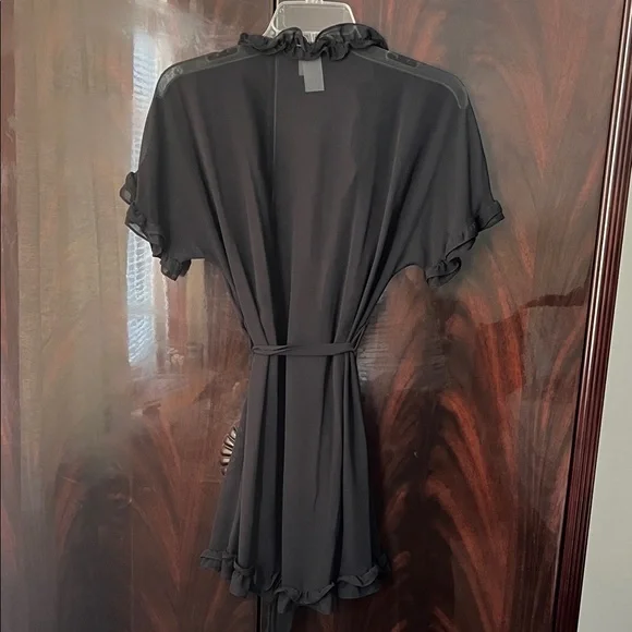 🆕 Black Ruffled Sheer Robe - Picture 6 of 10